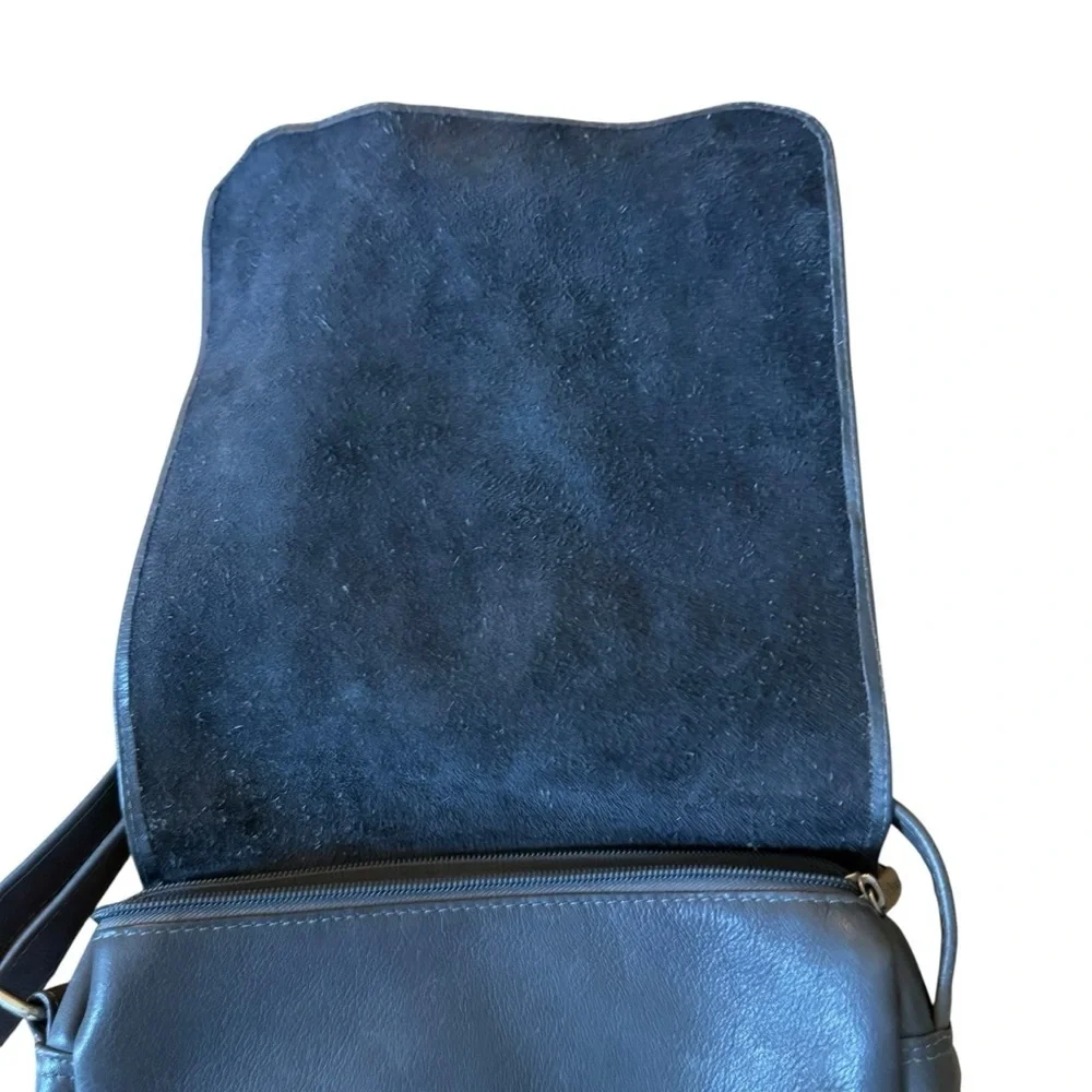 Le Donne shoulder bag Colombian Vaquetta leather handcrafted artisans